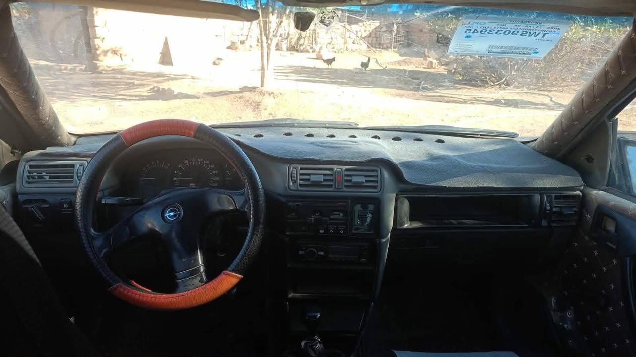 فكترة حجم 20 كاربون بانزين شرط الوكالة والتحويل محرك وكير نضيف رقم الماني ...*********** السعر 27 بيها مجال للطيبين
