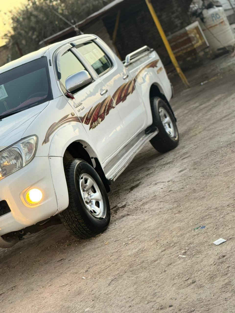 تيوتا هايلوكس فور ويل موديل 2006 رقم بغداد باسمي سنويه جديده مكينه كير حداده شاصي كفاله ضرر صبغ مكان لاسق  مكان سماوه رميثه سعر 135$$.   ***********
