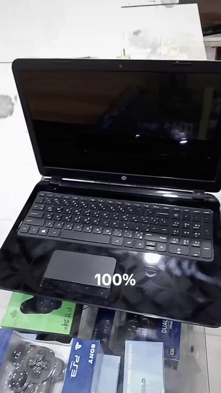لابتوب HP اقتصادي وعملي - بسعر(  100،000) لُقطة! 🎯
إذا كنت تبحث عن لابتوب ينجز لك المهام اليومية الأساسية والدراسة وبأقل تكلفة ممكنة، فهذا العرض مناسب جداً لك.
⚙️ المواصفات التقنية:
المعالج: AMD E1-2100 APU
كرت الشاشة: Radeon™ HD Graphics (ممتاز للمشاهدة والأعمال المكتبية)
الذاكرة (RAM): 2 جيجابايت
الهارد: 128 جيجابايت من نوع SSD السريع جداً (يمنح الجهاز إقلاعاً سريعاً واستجابة ممتازة للنظام مقارنة بالهاردات العادية).
🚀 الاستخدامات المناسبة للجهاز:
📝 للدراسة والتعليم عن بُعد: متابعة المحاضرات، تصفح الإنترنت، والبحث.
💼 الأعمال المكتبية: كتابة التقارير، استخدام برامج Word و Excel، وإدارة الملفات.
🎬 التسلية: مشاهدة الأفلام، اليوتيوب، وتصفح منصات التواصل الاجتماعي.
💡 ملاحظة: الجهاز مزود بهارد SSD سريع ليضمن لك سلاسة في فتح البرامج والنظام وتوفير الوقت!


**إذا كنت صاحب هذا الإعلان وتريد حذفه لأي سبب، رجاءا أرسل رسالة إلى الدعم الفني**