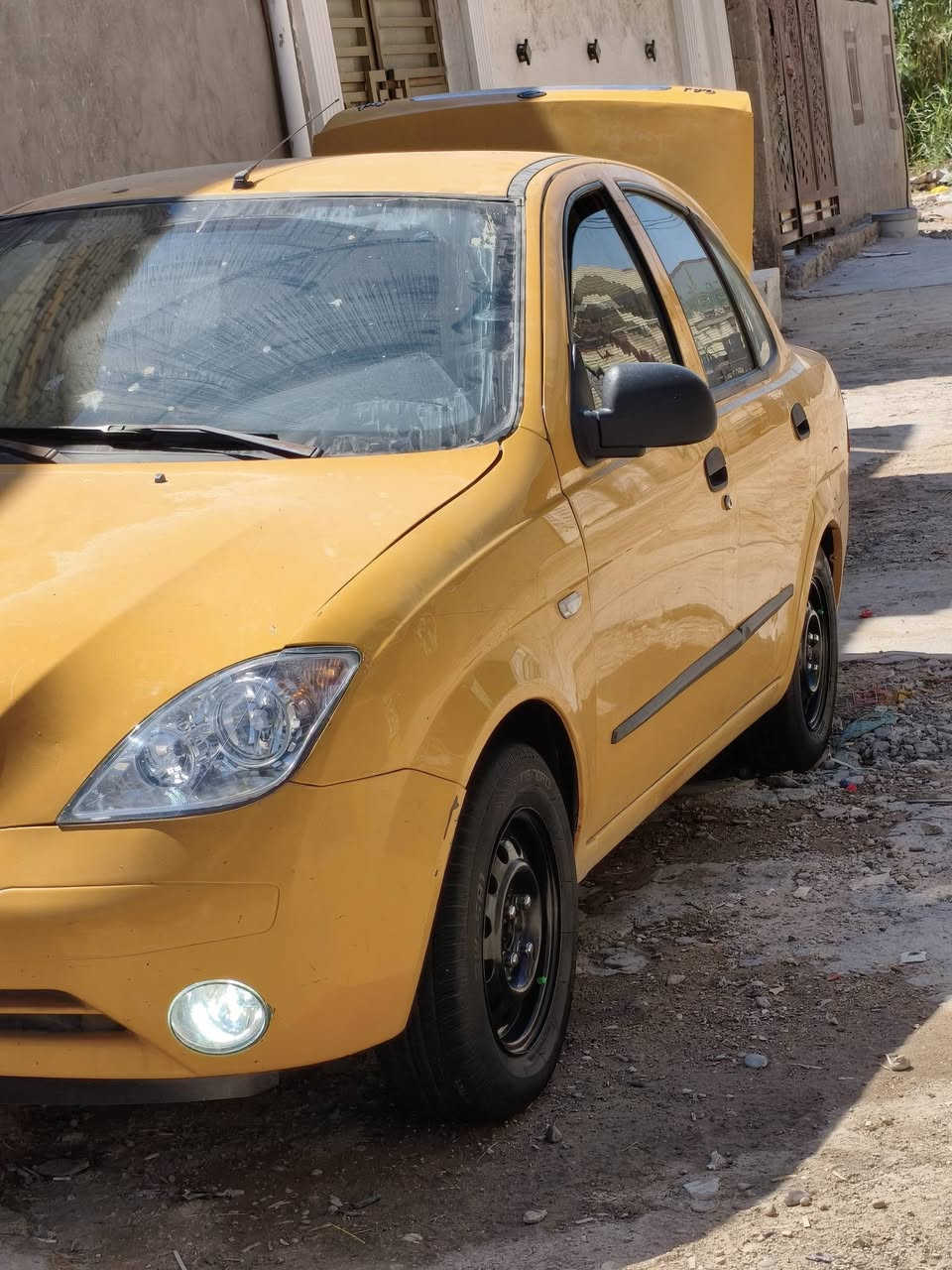 سلام عليكم طيبه مديل 16 رقم بغداد انكليزي بسمي مصفره هيئه وغرامات السياره لاتبديل ولاضربه ولاصبغ مكفوله مكينه بيه بخار تبريد بس الكمبريسر لاطش الباقي كير حداديه كشر كهربائيات دواخل تهم تاير سياره نضيفه السعر 38 وبيه مجال الشراي يتصل مكاني كربلاء ***********
