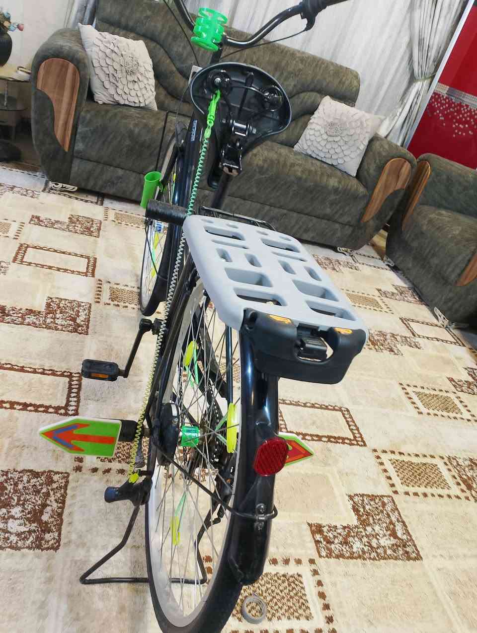 للبيع بدون غراض بس السرج القلاب والستان الوسط والكاسحه والكبات فقط ب 120 قفل    مابي مجال مو شراي لا تاخبر  وهاذا رقمي *********** شطره محله المستشفى
