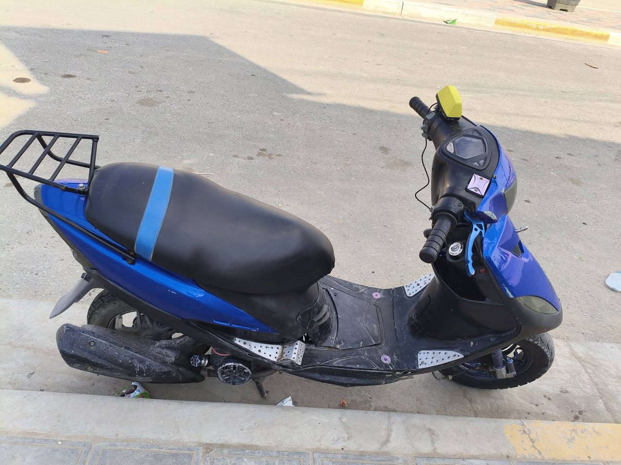 دراجه للبيع كربلاء طويريج ول سعر عل خاص هاذه رقمي0775 078 3088
