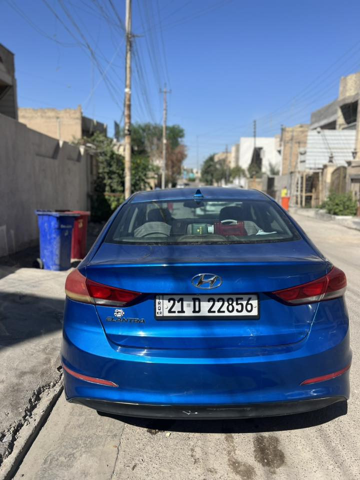 سلام عليكم النترا 2017 للبيع 
مكينه 2000 دوش 
سياره دعاميه خلفيه مابيه 
صور السونار موجوده بلمنشور 
السعر 110 وبيها مجال 
مكانه بغداد الدورة 
***********
شوف صور لسونار وخابر
