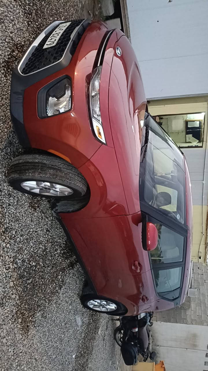 سلام عليكم
كيا صول 21 
محرك 2000دوش
تحكمات فول عدا بصمه ولفتحه 
تحديد مسار 
تحديد سرعه اطفاء عند لوقوف تقليل صرف 
كير نظامين سبورت وعادي 
محرك اوتو تبريد تدفئه محرك كير صدر  كله عله وضع شركه 
شمالي بأاسمي تحويل وكال اتصل وتدلل 
ماشيه 31000. سعر 140وبيه مجال سياره خير من الله وبالخير عل صير من نصيبه والله يجفيكم شر حوادث 

***********
