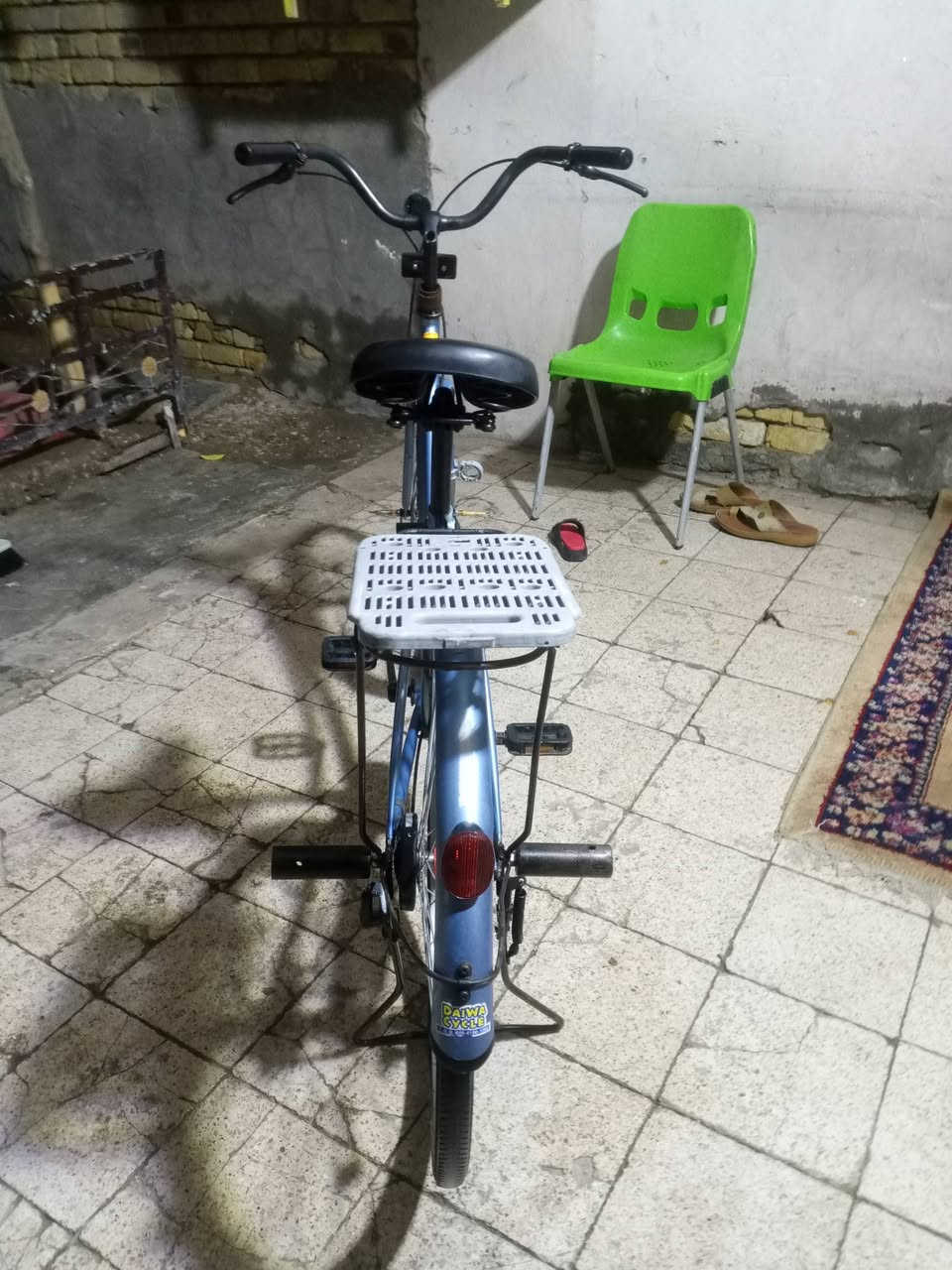 بايسكل بناتي ياباني للبيع حجم 26 بايسكل موديل 15 نظافته 100% المكان الداموك اي واحدي***********
