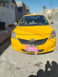 يارس ٢٠٠٩ خليجي رقم بغداد  بيهه قطعتين صدر تايرات جديد تبريد شغال  سعر...