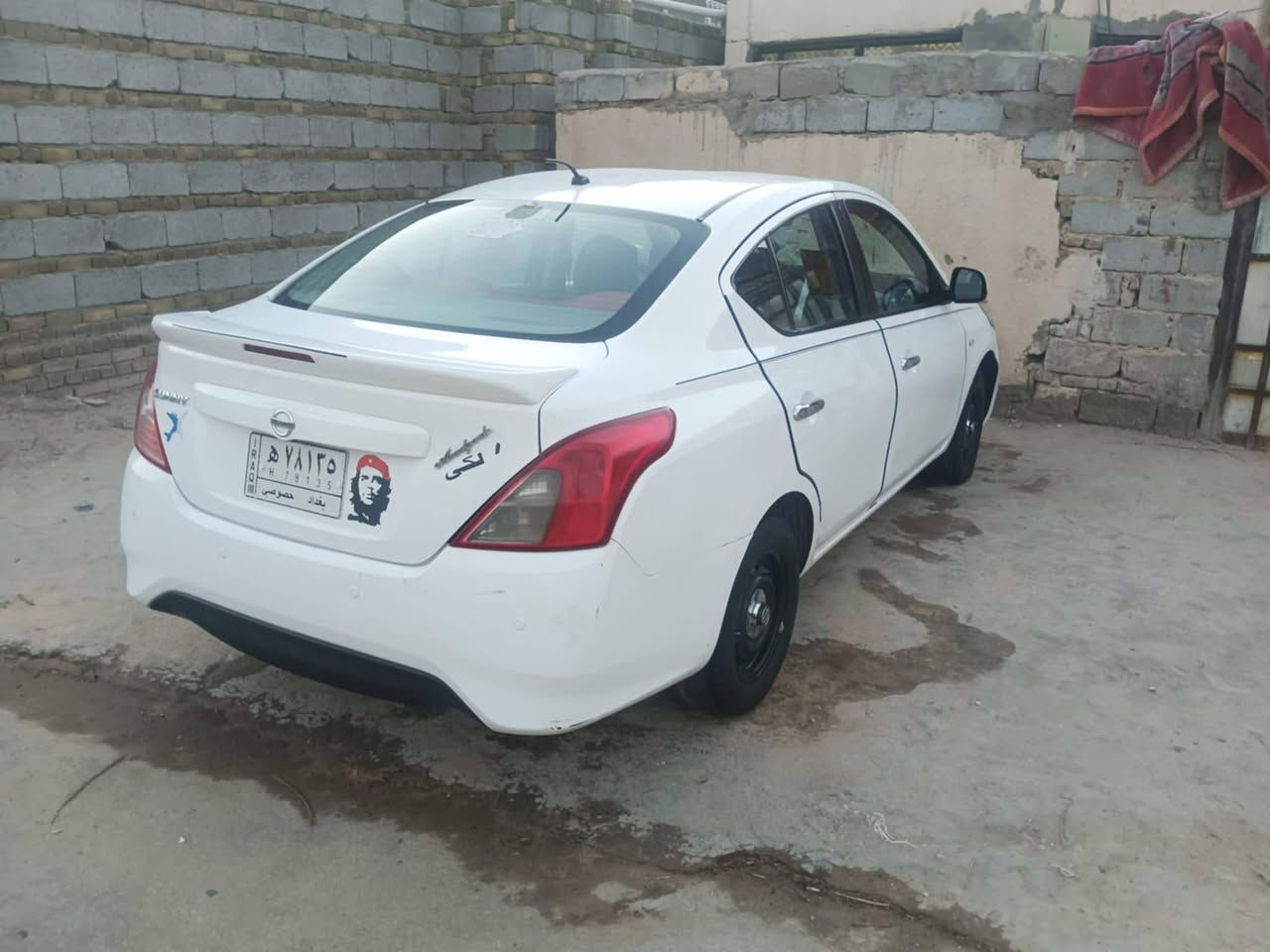 لبيع مستعجل نيسان صني موديل 20
سياره بيه قطعتين بدون دواخل بس صبغ  سياره كير مكينه حداديه كله كفاله السعر 93وبيه مجال مكان سياره النجف الحيدريه  الاتصال عل رقم ***********8
