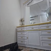 غرفة كويتية • خشب ثقيل • ٦ أبواب