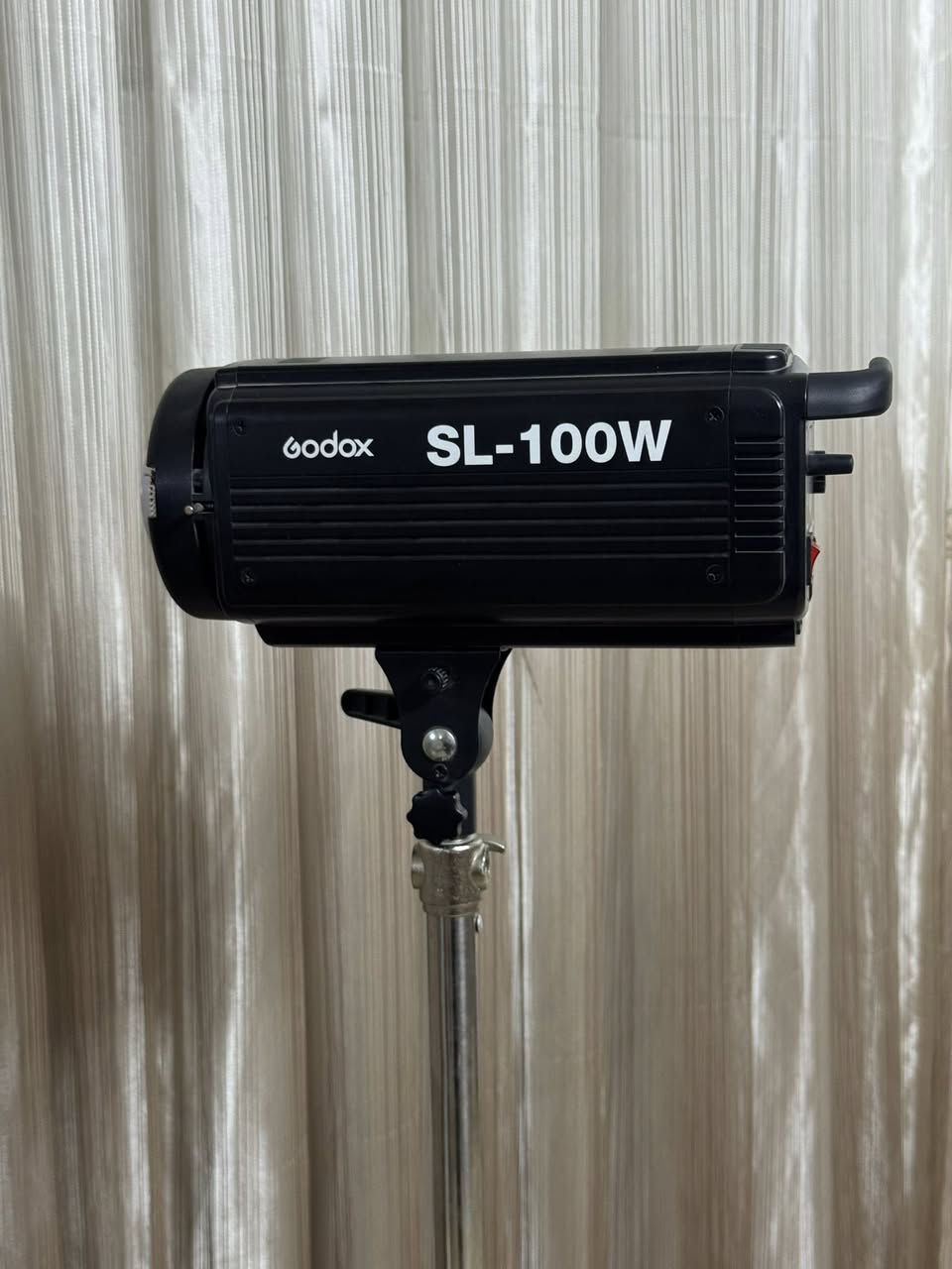 اضاءة مستمرة Sl100 Godox + ستاند + سوفت بوكس 120 cm ، مكاني بغداد - الامين الثانية


**إذا كنت صاحب هذا الإعلان وتريد حذفه لأي سبب، رجاءا أرسل رسالة إلى الدعم الفني**