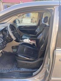 كلايسر كرفان 2014 رقم بغداد فول مواصفات بيبان وجنطه كهرباء تدفئه وتبري...