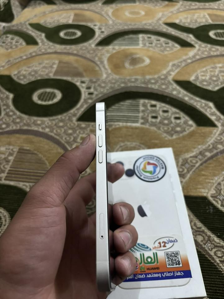 السلام عليكم آيفون 13 عادي شرق اوسط خط واحد جهاز جديد مكفول من كلشي خدش واحد مابيه بطاريه ٩٩ ذاكره ١٢٨ جهاز جديد بمعنى الكلمه بعده تحت الضمان مكان كربلاء طوريج رقم الهاتف *********** سعر الجاز ٥٧٥ وبيه مجال كلش بسيط
