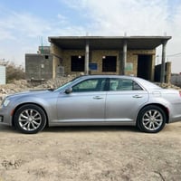 كرايسلر ٣٠٠ • ٢٠١٦ • كفالة