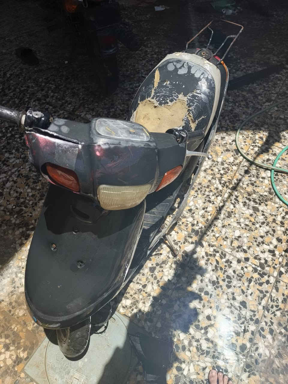 دراجه بطه ستين
تفاصيل طفت وما شتغلت وماعرفت علته الدراجه متروكة وما حاولت اصلاحه 

ابيعه كوم حديد سعر 60 
عنواني كربلاء سيف سعد تواصل  ***********
