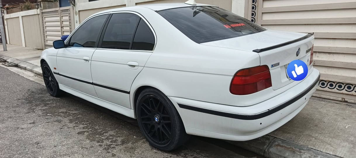 سلام عليكم ورحمه الله وبركاته 
BMW     258i      1997
سنويه وهزه تنتهي 2027 نينوى تحويل ثاني يوم 
موصفات فول فتحه سقف كهربائيه 
كشنات كهربائي هيتر 16نضام 
اربعه جامات اوتو قفل مركزي 
تبريد ثلج وتدفئه شغال 
تحلم سترين شاشه كاميرا خلفي سستم 6اقراص 
كهربائي كله شغاله
محرك تك فانوس وكير M اوتوماتيك 
طغم ويل 18 M
صدر امامي و خلفي جديد  
صبغ جماليه بدون حادث 
مكاني موصل برطله 
السعر 90 وبي مجال الطيبين 
رقم هاتف ***********  / ***********
