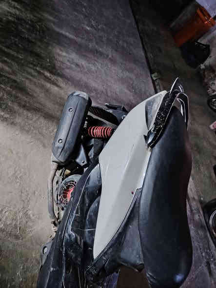 ثعلب البيع دراجه نضيفه  سعر ٦٠٠  وبيه مجال مكان الحريه ***********
