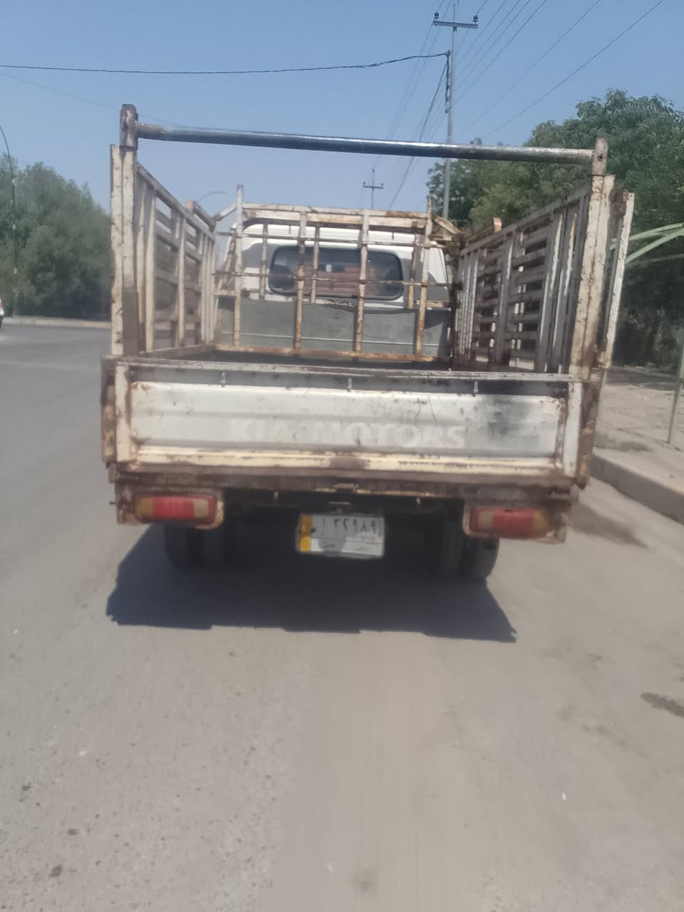 السلام عليكم كيه فونتيره لبيع موديل 97 سياره بلاديه مكان كربلاء رقم بابل سعر 36 بيه مجال رقم الهاتف ***********
