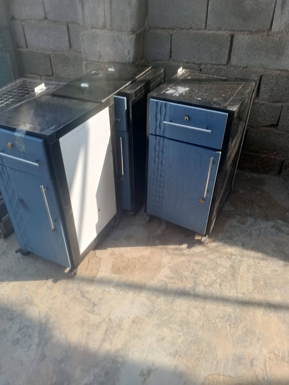 3مري بهل شكل ام الميز للعلم المري الاطار حديد واناره داخليه  ملكيات مع كومديات 3المنيوم    تواصل خاص او ع رقم ***********
