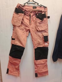 متوفر بنطرون عمل اوربيه متوفر جميع قياسات 🦺 07777591581