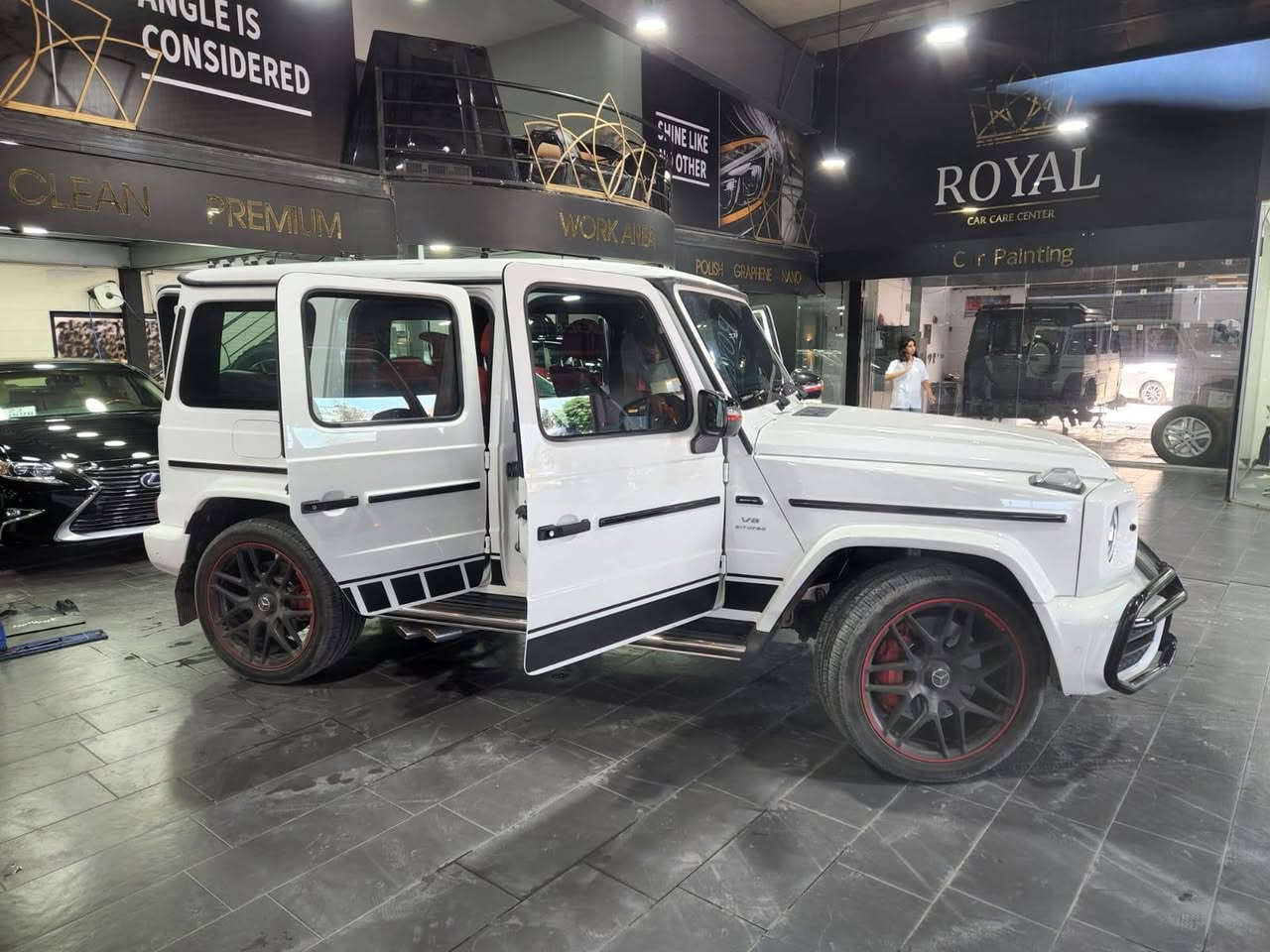 جي كلاس محرك  6.3
ماشيه 54 الف
 موديل 2019  الشكل الجديد 
 اللون ابيض  مكفوله
 فول مواصفات 
رقم بغداد 
وارد الماني. ضمان دولي   من معرض القلم  مشتريها داخل احمر  كشنات تدفئه تبريد  
  حساس كشنات  مساج  
بصمتين
ضمان انتبرول دولي
السعر 195 مليون 

للتواصل *********** مكلفة بالنشر
