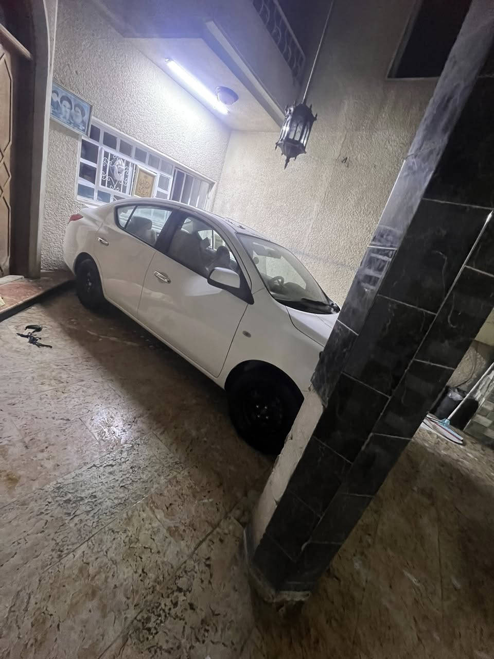 سلام وعليكم شبابنه الطيبين هاي نسان سني هندي فول قطعتين تبريد جام كهربائي سياره ماشيه 20:/سياره خت زيرو دوشمه عمه سياره الف ما تصرف عليه سياره كير وميكينه وصدر كله كفاله/سياره بيه ملاحضه بصيطه بيه طخه بصيطه يم قبق البنزين والباقي كله كفاله /سعر السياره 129بيه  مجال حك الجيه وشراي بخدمته /عنوان سياره بغداد المشتل حي راسه/
وهاذه رقم التليفون /***********///التوضيح سياره رقمه شمالي بسمي/
