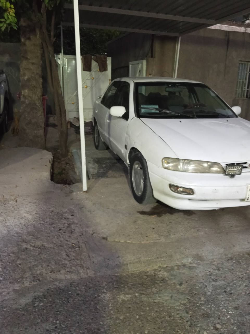 من رخصت مدير الكروب كيا سيفيا مديل 95 سيارة رقم ديالى جاهزة مكينة مال حاويا تخم تاير داخل جديد تبريد كامل بس يراد بس غاز حائز ثالث شرط وكاله سعر ( 17 ) شوية بيها مجال  عنوان ديالى بعقوبة   للستفسار *********** / ***********
