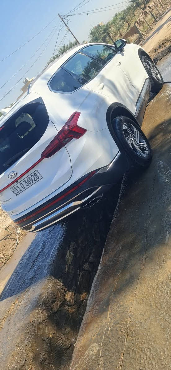 سنتافي 2022 أمريكي رقم بغداد بأسمي حرة السعر 220 رقم موبايل واتساب *********** السماوة السيارة شبه مكفولة  بيه دعامية الأمامية  خارطه ورجعته بمكانه محرك 2500 خمسة راكب
