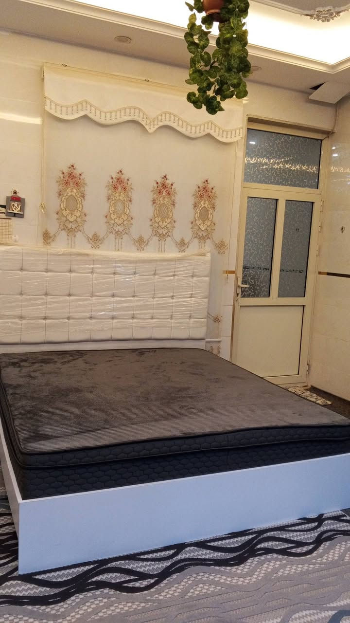 سرير نفرين مارك اخو جديد مستخدم قليل كلش دوشك جديد تركي ١٨٠ في ٢٠٠ و سعر ١٥٠ الف مكان اربيل بنصلاوة *********** واتساب
