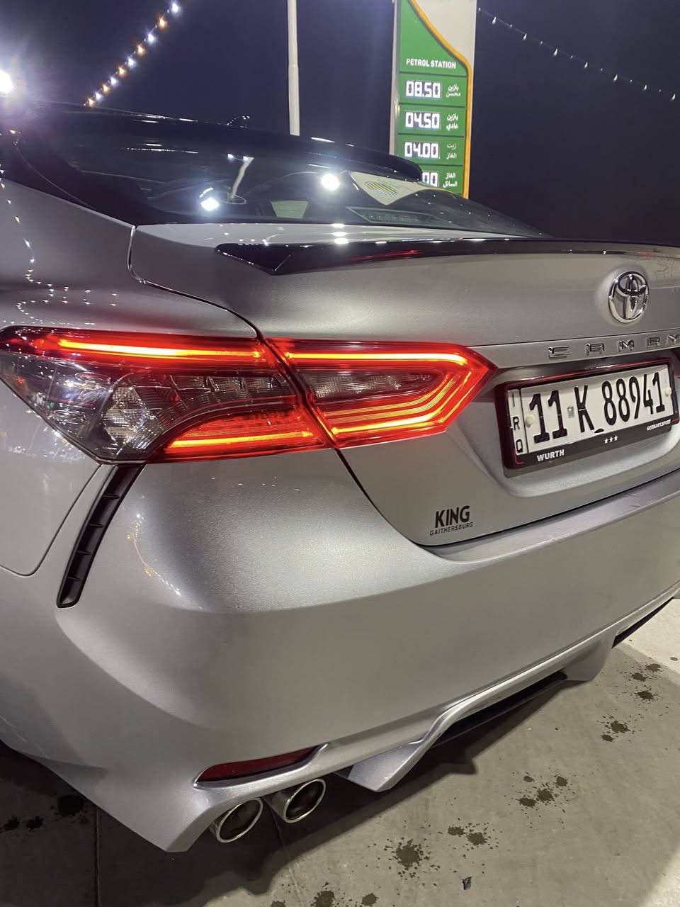 السلام عليكم كامري 2023xse بانزين وارد امريكي توكلر   ماشيه بأمريكا 33 والان 37
بدون دواخل بدون شاصي بدون لغد بدون ايرباك 
وبيها سونار جديد 
مكانها بغداد 
سعر 205ببها مجال بسيط 
***********
