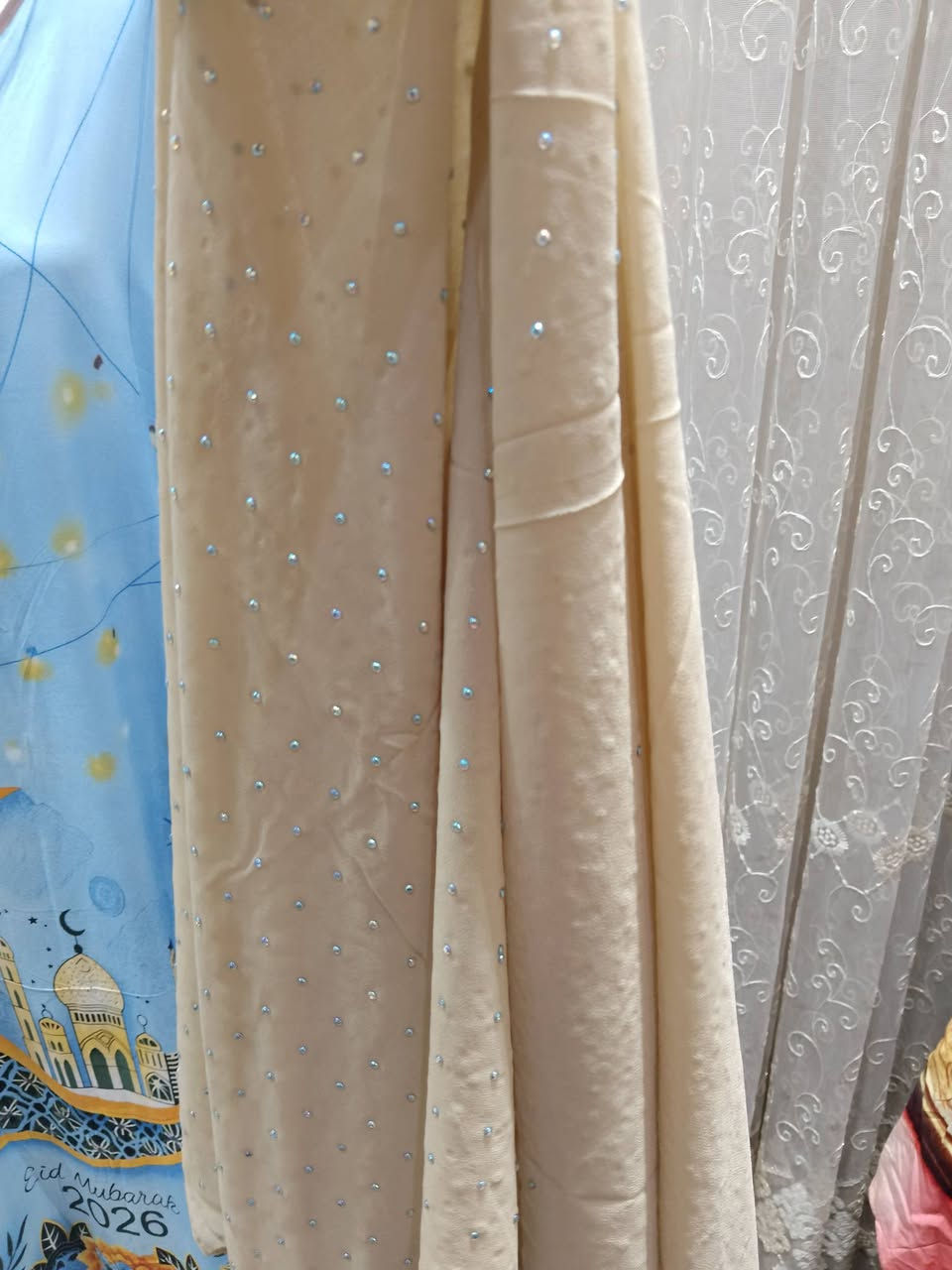 ملابس نسائيه للبيع توصيل مجانا لداخل بسمايه حجز واتساب ***********
