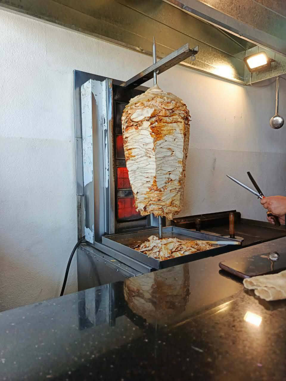 بيع مستعجل  أثاث مطعم شوايه دجاج 300
دفايه 350
شوايه كص 150
عارضه 150بيها مجال قليل 
العنوان أيسر الموصل الشراي يتفضل خاص


**إذا كنت صاحب هذا الإعلان وتريد حذفه لأي سبب، رجاءا أرسل رسالة إلى الدعم الفني**
