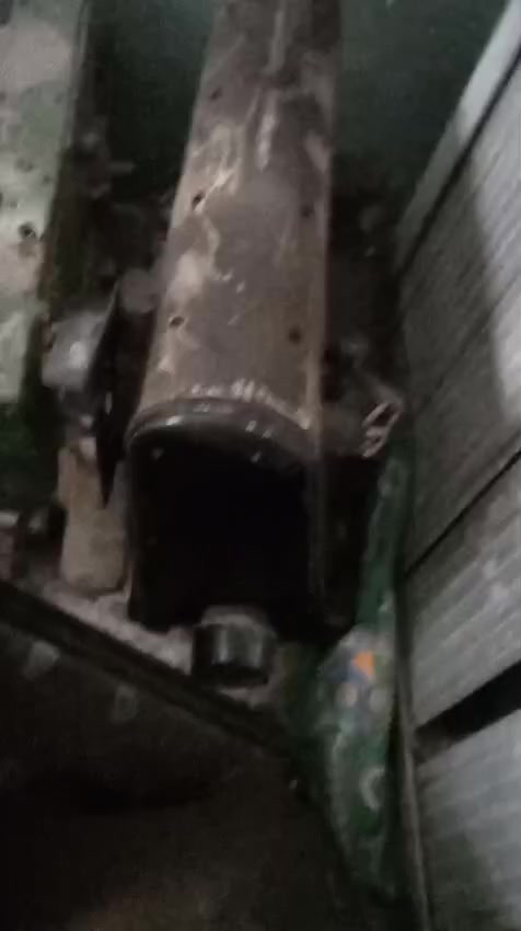 سلام عليكم مكاين خياطه عطلانه موديل قديم ياباني 33وحده سعر25/////***********
