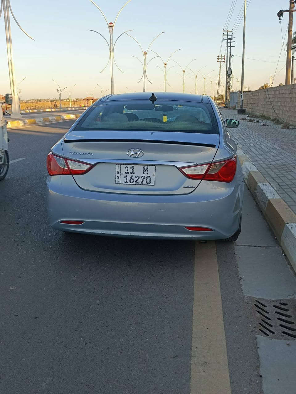 السلام عليكم سوناتا ١٣  امريكي اخوان ميحتاج ذكر مواصفات السياره كامله المواصفات السياره مكفوله من الدواخل بيه صبق صفحه محرك كصه علا ايدي هوه وتفرعاته كير تمام الساره مال جناي جاهزه مكاني عامريه السعر ١١٠ وبيه مجال البيع نقد *********** وحياكم الله وكلل هلااخوان ملاحضه الي يريد يتصل  بس بليل بنهار ماعندي شبكه لان بل عمل
