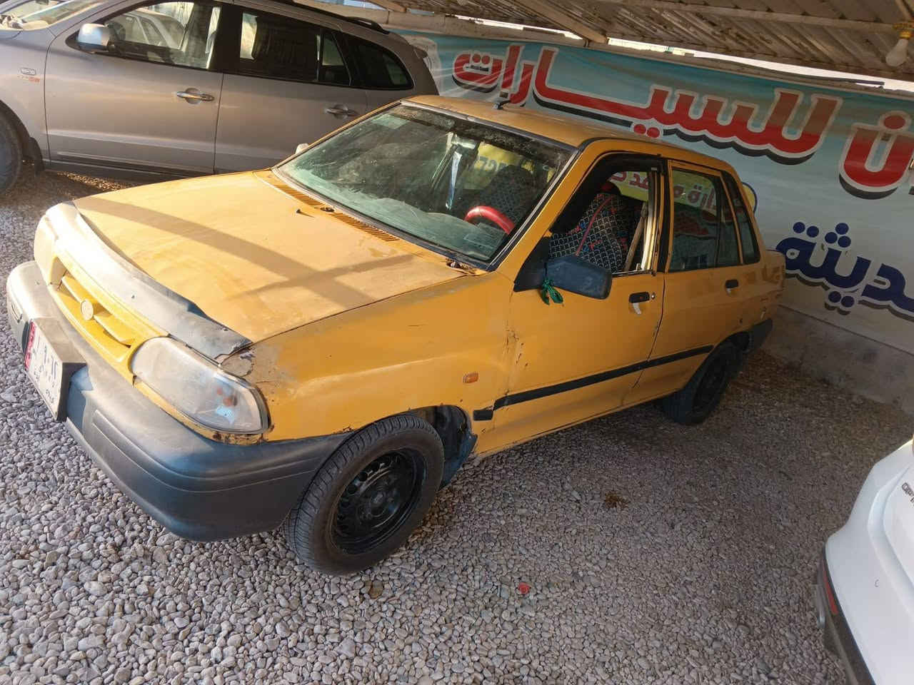 السلام عليكم سياره للبيع سايبه مقداش الرقم كربلاء بها عطل تشتغل تطفي السعر 16 الرقم واتساب ***********
