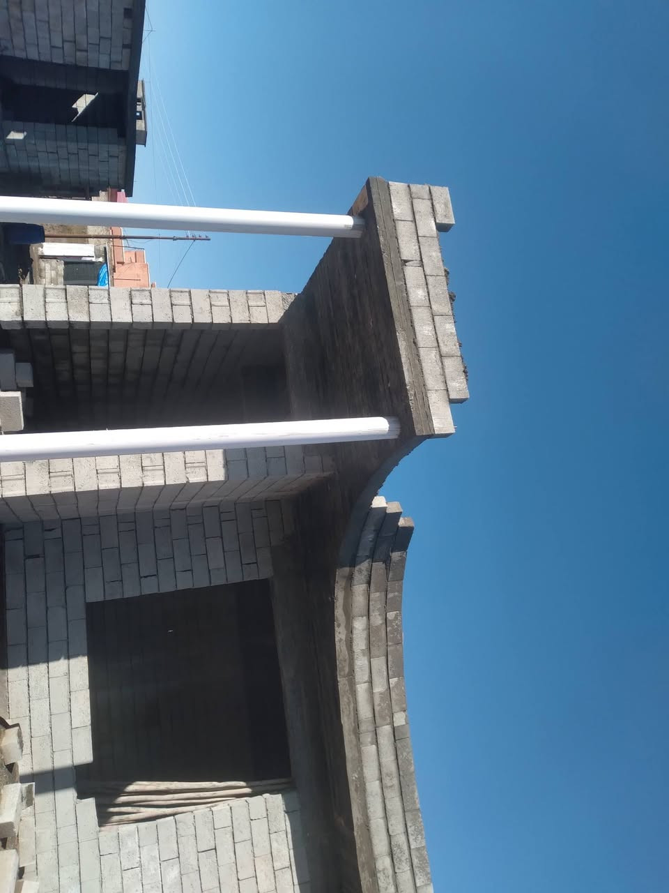 السلام عليكم 
كادر بناء متفرق 
الالف ب ١٥٠ الف 
ستاره 
بيتونه 
داير 
سياج حايط 
بيت 
قساطل بناء ونجاره وصب 
للإستفسار 
 سيف الطائي  ***********
