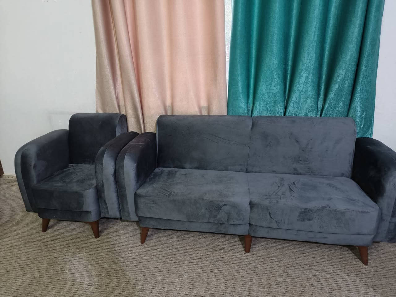 تخم جديد غير مستخدم ١٠نفر مع ٨كوشات المكان كربلاء
للاستفسار الاتصال او وتساب على الرقم ***********
