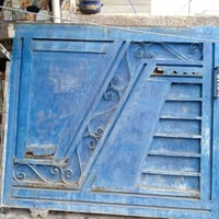 عندي باب سلايت مكاني بغداد الكماليه 150وبي مجال 07731702505