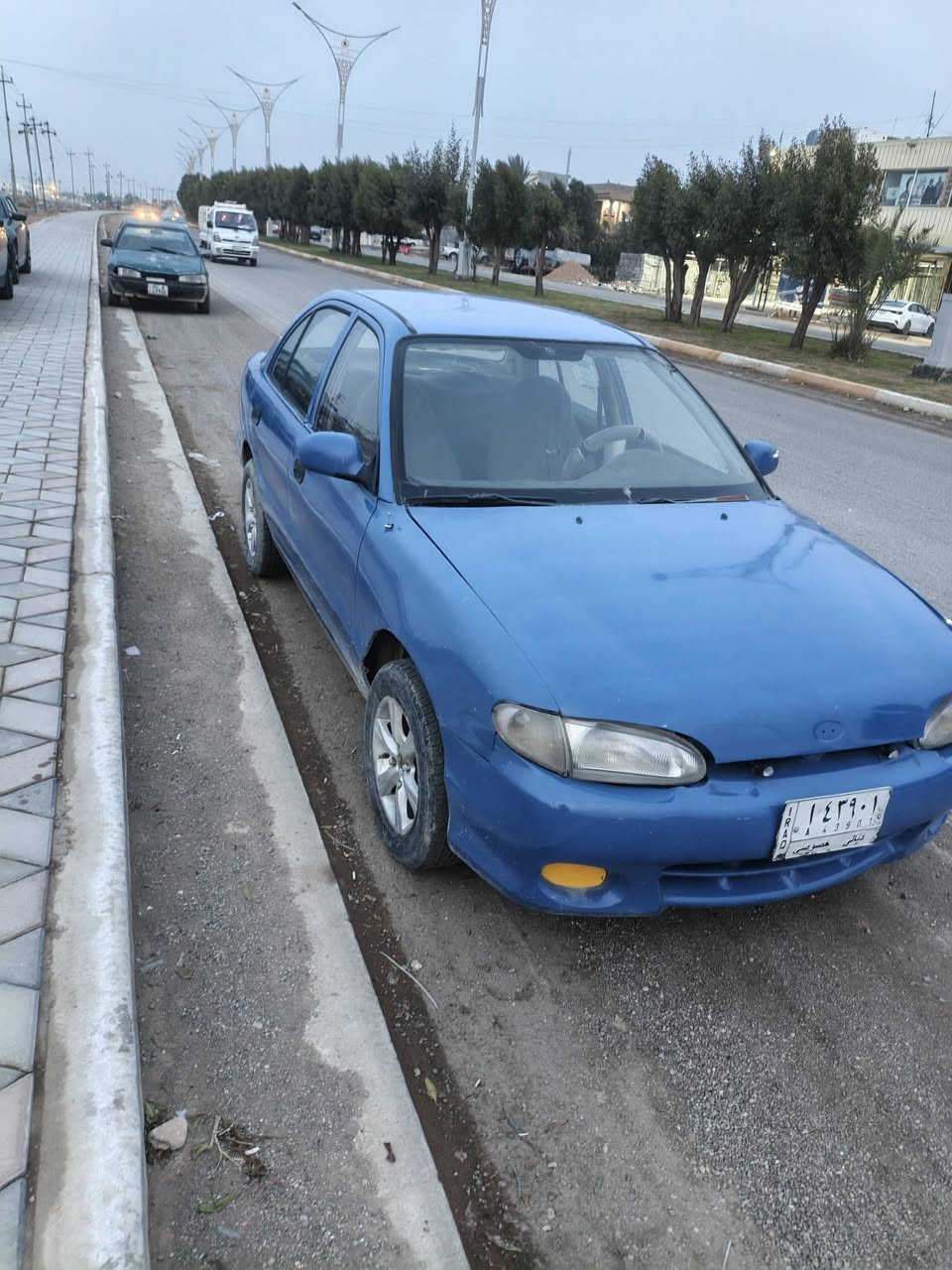 السلام عليكم
للبيع اكسنت 1994 
رقم ديالئ سنويه 24 نافذه تحويل ثاني يوم 
السياره مصبوغه جماليه حلوه وجاهزه مال جناي دشبول نضيف.عنواني ديالى بلدروز السعر 28 وبيها مجال قليل جداا ***********
