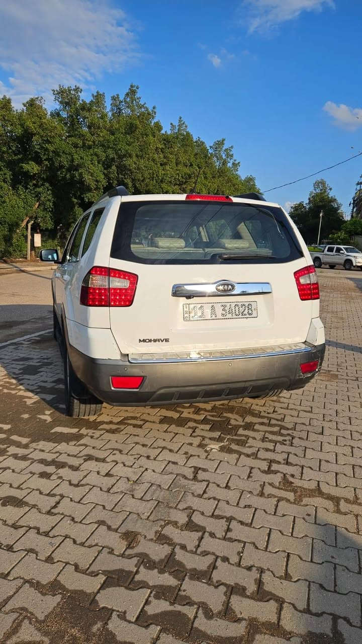 السلام عليكم
كيا موهافي 2012 خليجيه فول
رقم بغداد تحويل مباشر
 مواصفات
فور ويل
زراكه 
بصمه وفتحه جلد كشن ذاكره فوول 
محرك وكير كفاله
مكفوله من الصبغ 
بارد بسيط قبق جنطه 
ماشيه 189الف km 
سونار مرفق بالنشر 
عنوان بغداد الجديده
السعر 143 $ مجال للشراي تعال وبخدمتك 
للاستفسار ***********
