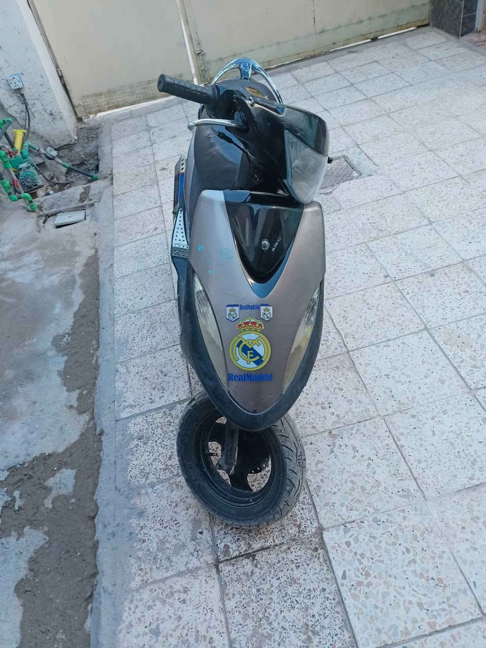 سلام عليكم دراجه ماكس عدله مزوده 55،صلنصه رياضي السعر 450وبيه مجال قليل حك.جيه مكاني.بعقوبه.الستفسار ***********
