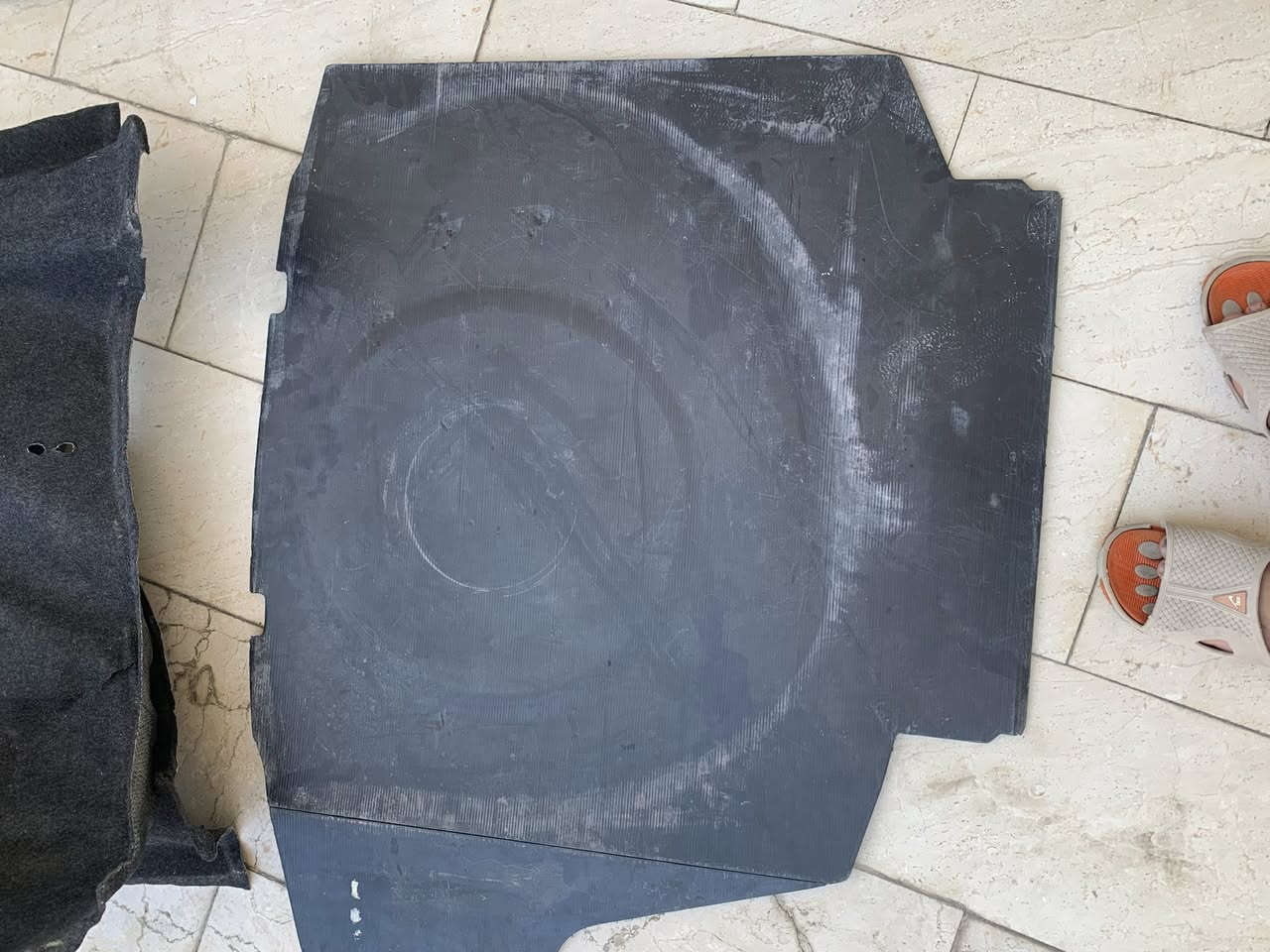 سلام عليكم بطاين مال جنطه جدد بعدهن يرهمن ع ٢٠٠٨لحد ٢٠١٣ جيب وشد ب٣٥ الف 
مكاني سيديه حي العلام 
***********
