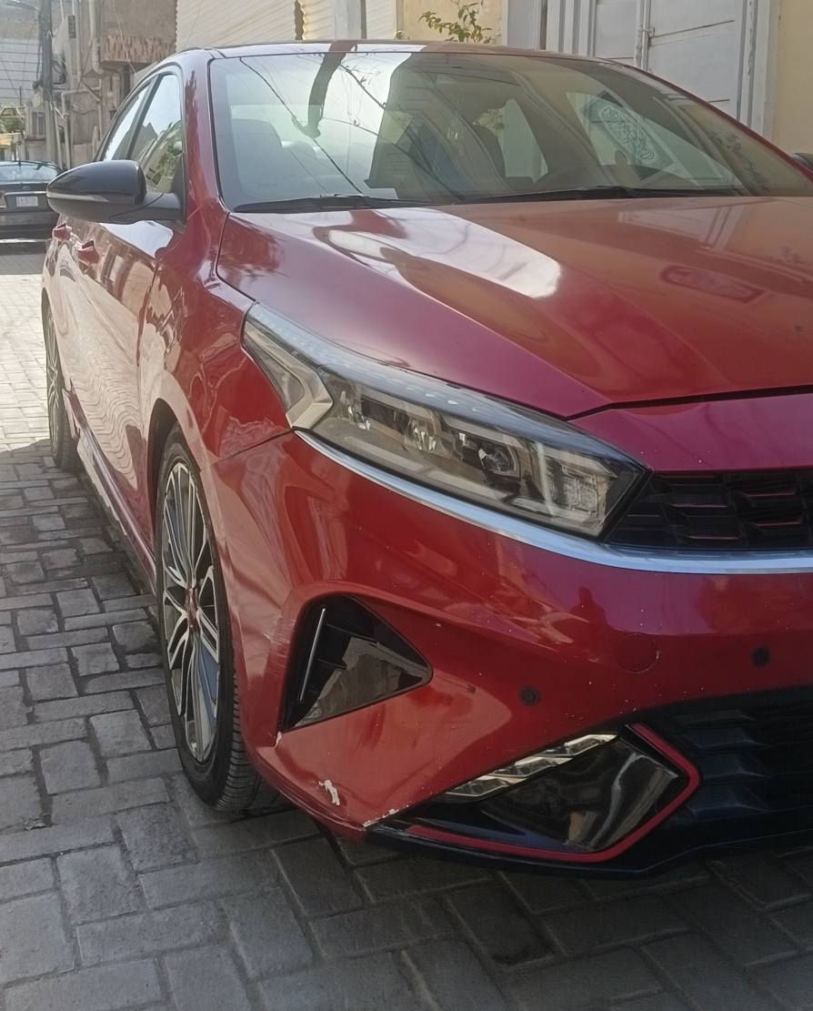 السلام عليكم 
للبيع كيا فورتي ب 148بيها مجال 
موديل 2022 GT
رقم اربيل الدولي بسمي تحويل ثاني يوم 
مكينه 1.600 تيربو كيرها DCT سبع سرعات
لايت فول  LED ثلاث عدسات LED نهاري اشراه LED بلوجكتر LED بك لايت LED
اشاير بالمري  + نقط عميه
بصمه تشغيل + بيبان + جنطه
تشغيل عن بعد
فتح جام سائق من ريمونت
تبريد بيانو 8 طكات مناخ منفصل
قطعتين تبريد 
كشن سايق كهرباء 4 حركات
تبريد + تدفئه كشنات 
رادار امامي جانبي خلفي
توقف ذاتي جنطه ذكيه تحديد مسار
اوتو هولد سايد بريك دمه
فتحه سقف اناره داخليه متغيره
كشنات حضن مختمه GT
ويلكب رياضي حجم 18 بلادي
حادث سيارة بنيد مبدل ومصبوغ
بيها ملاحظات رصعه باب السايق ورصعه بالجنطه
 للأستفسار  *********** بغداد, العراق
