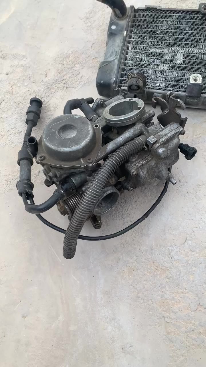 قیم و مکانی اربیل 
‎قیم و مکانی اربیل 

کابریتەر ستید مایلزم سلوری 
قبق ستید
بانکە ستید
رادیتەر ستید
***********
