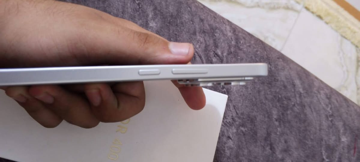 السلام عليكم هونر 400 5G
للبيع سعر 500 وبي مجال بسيط للشراي 
الشاشه 120 هيرتز 
معالج سناب دراكون 7 جن 3 
الذاكره 512
الرام 12+12 يعني 24
البطاريه 6000 
شحن سريع قدرت 100 واط 
كامل ملحقات وياه شاحنته الاصليه 
والكيبل و الكفر الاصلي 
الجهاز مداخل تصليح و شخط مابي 
مكاني بغداد الدولعي 
رقمي بي واتساب للتواصل ***********

