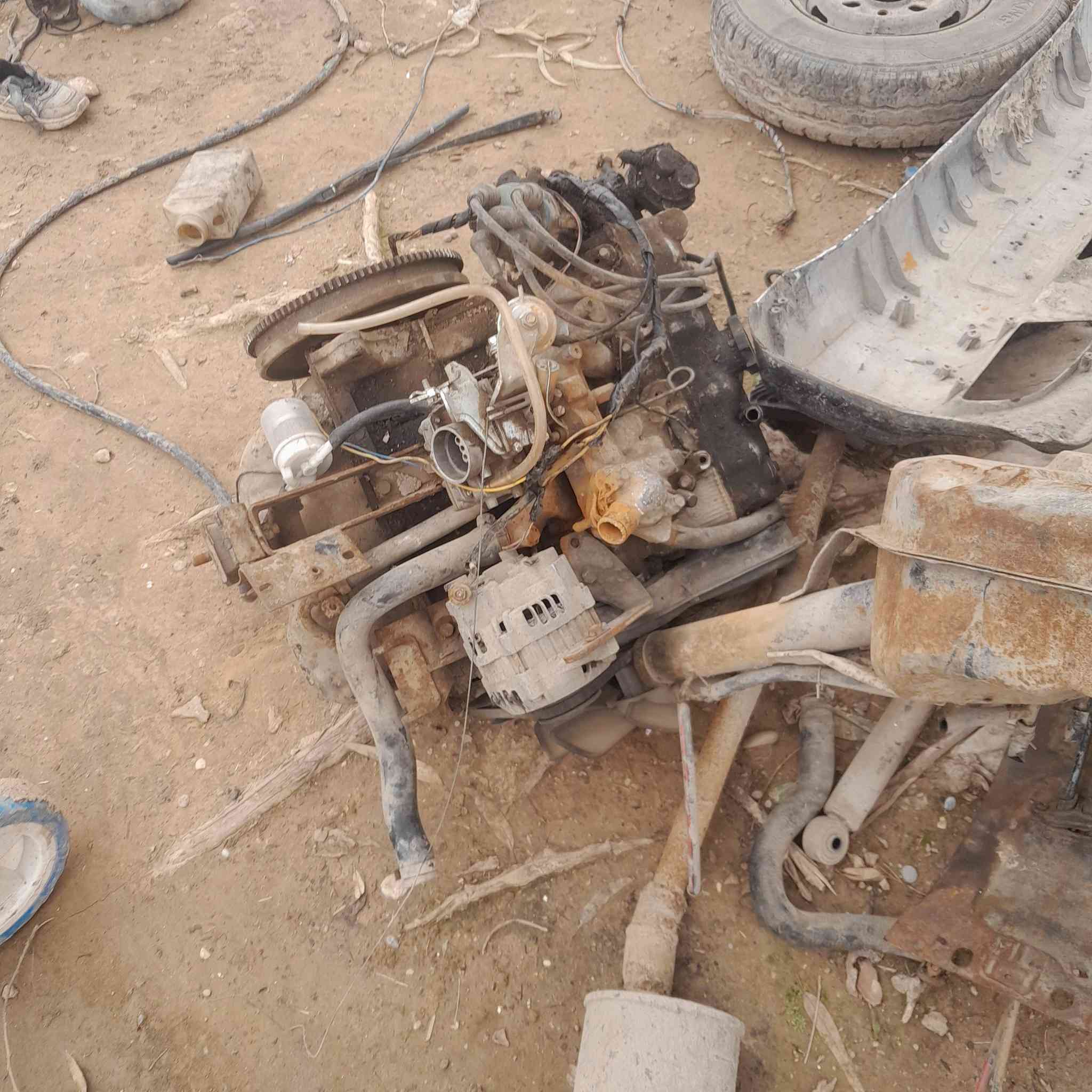 غراض هانفي للبيع السعر 250 الف الكول     ***********
