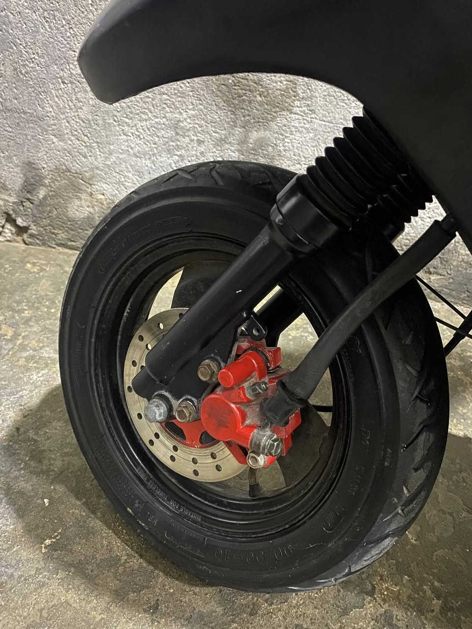 دراجة ماكس عدلة للبيع
((((((((((((  كلشييي موضح بالصور   ))))))))))))

- الدراجة مكينتها  55 
- كت كلچات FCS كامل 
- قايشها نفسة مال الشركة 
- تزويداتها : يدات بريك Smrt + صلنصة fm + قطرة دهن WF + شوتة 4 ولفات 
- قبق عمبار NCY 
- قبق جوزة اسود
- الدراجة شلعة ومعدل فول 💯 شرط نگرة سلف 💯
- ————————-
سعرها 550 الف وبيها مجال  واتساب ***********
مكاني كربلاء قرب مجمع الدرة السكني
