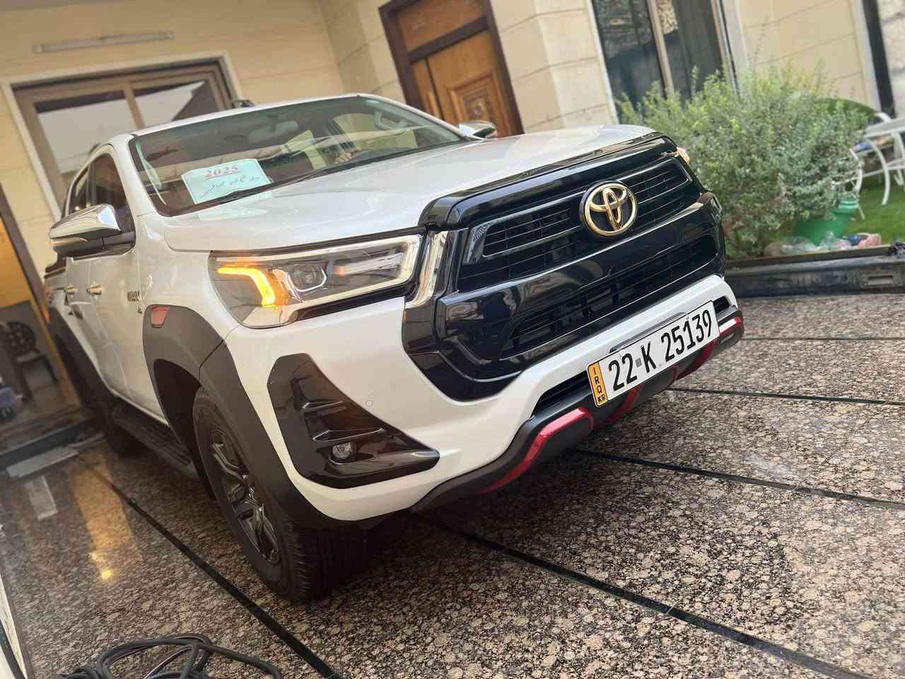 السلام عليكم 
بيكم هايلكس TRD2025
عداد المسافه 12 ألف 
السياره جديده مكفوله 
رقم اربيل بعدها بسم الشركه 
السعر 418$
للاستفسار ***********
مكاني بغداد الزعفرانيه
