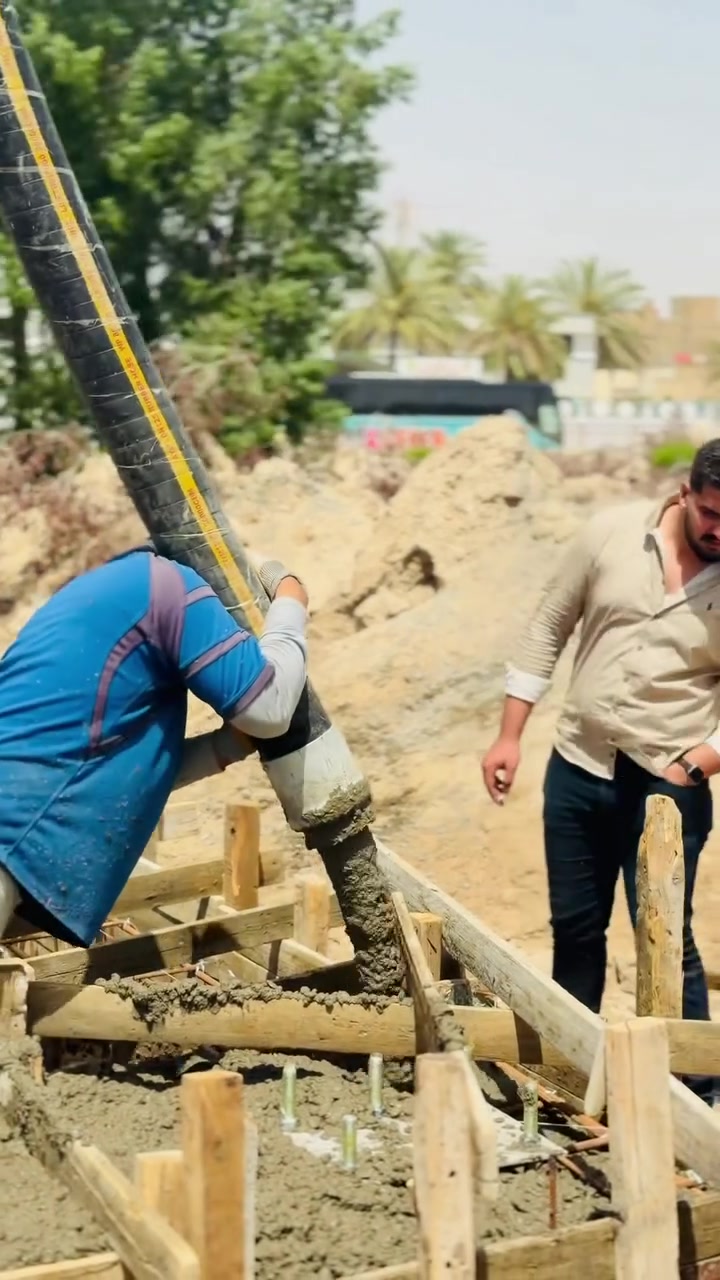 مرحلة صب الاساس بمادة الكونكريت لأحد مواقعنا
التابعة لمجموعة المستشار العقارية  

🔹للاستفسار اكثر الاتصال على 
*********** 
‭       📱      |           0783 920 6562
‭0773 555 1253
او 
🔹زيارة مجموعة المستشار العقاريه  
الديوانيه ام الخيل مقابل بلدية الديوانيه
