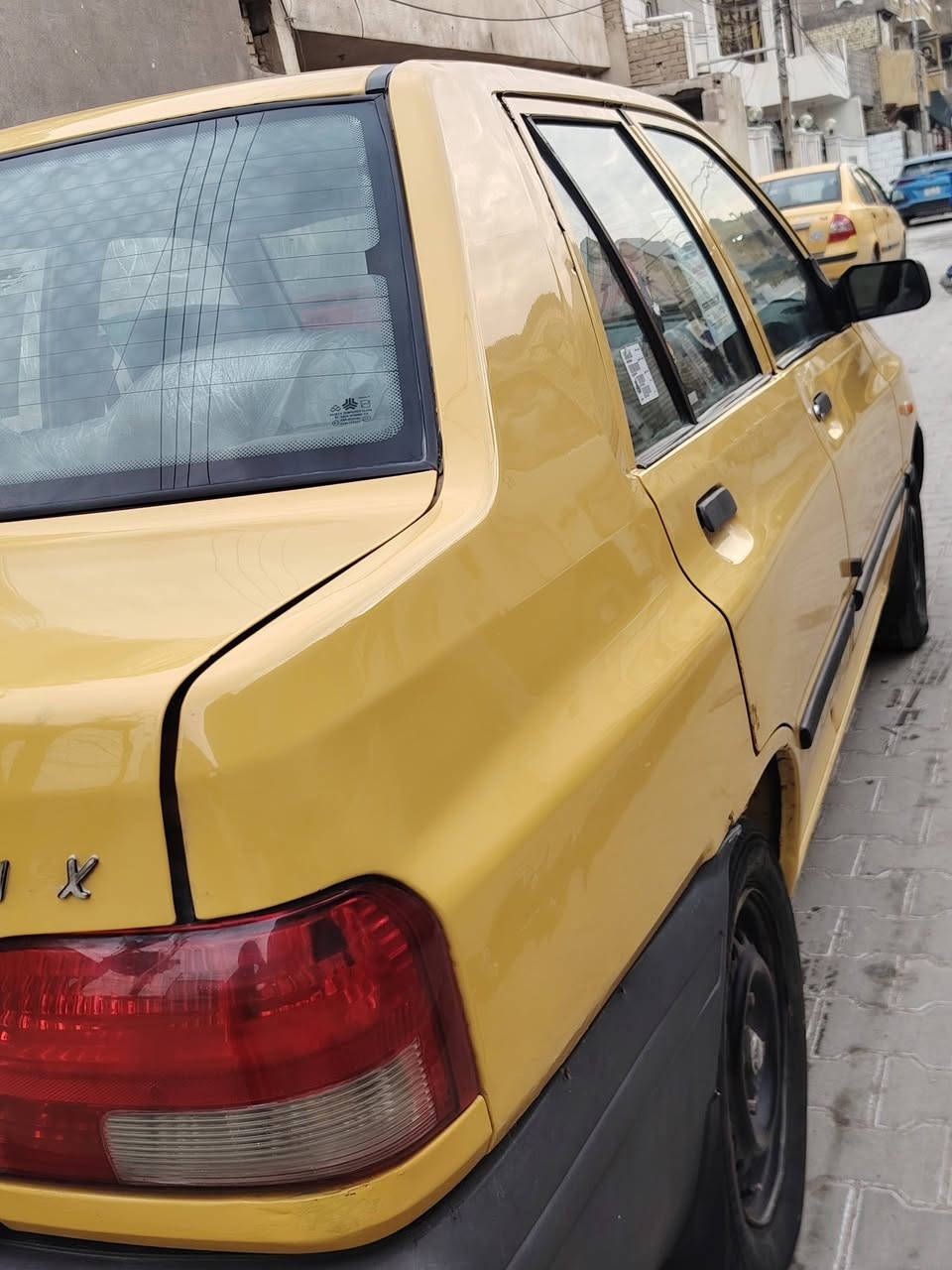 سلام عليكم اخوان 
سايبه مديل 15  مصفره هيه وغرامات
رقم انكليزي وشرط التحويل ومنضومه غاز بيها
سياره لا ضربه لا صبغ لا معجون فقط جاملغ مرشوش الامامي  وبيها لاستيك ولف فقط العنوان الزعفرانيه
السعر ٣٩ وبيها مجال بصيط
***********
