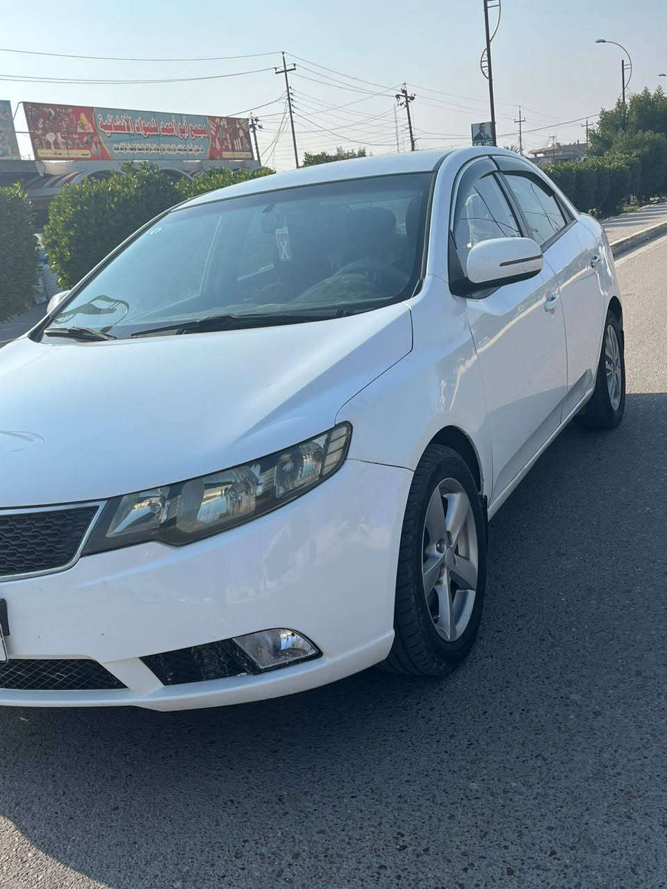 السلام عليكم
للبيع سيراتو 12محرك كير خير من الله محرك 1600دوش 
السعر 98 وبيها مجال حق الجيه
للاستفسار ***********

عنوان أنبار فلوجه
