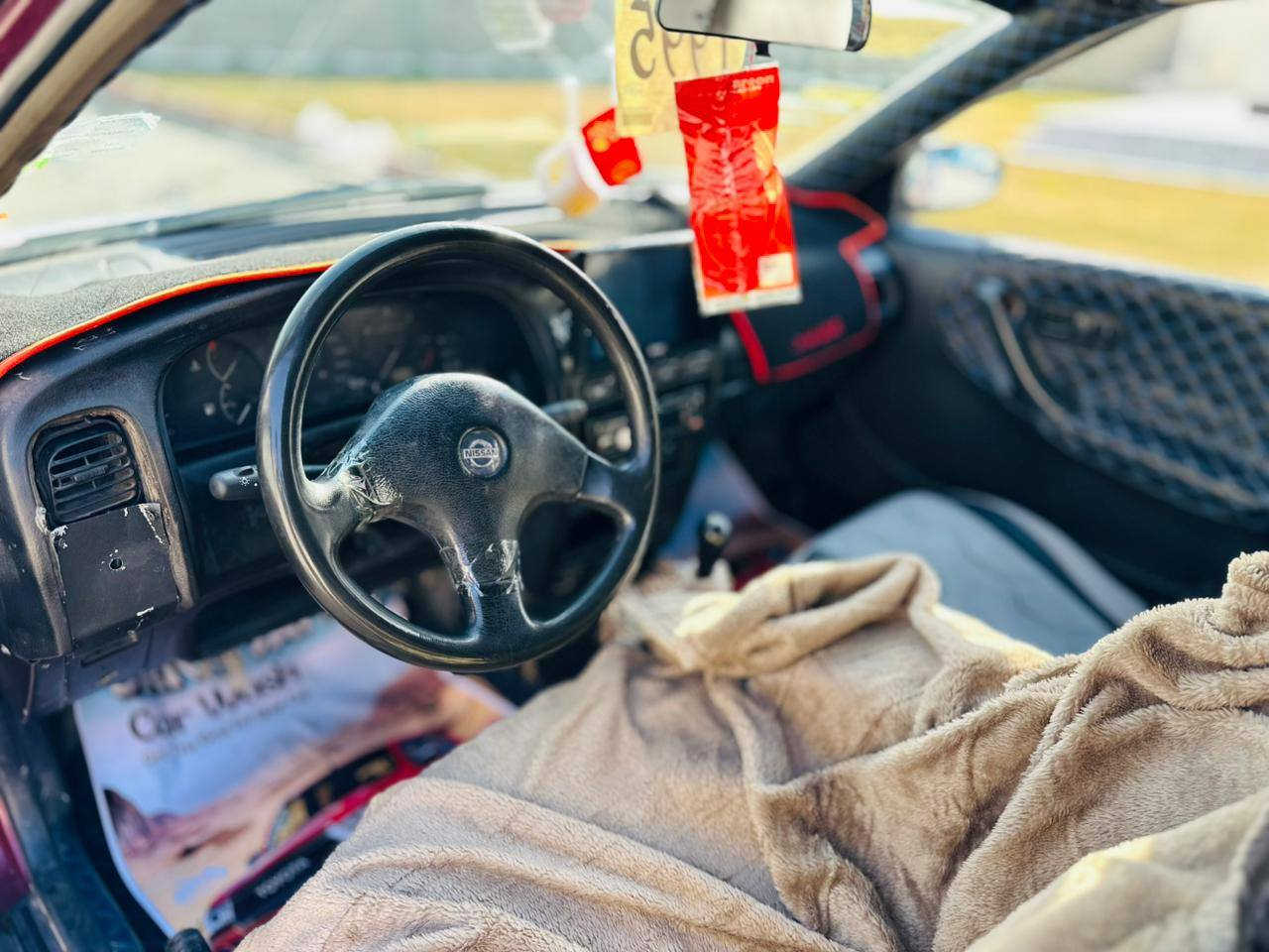 سلام عليكم نيسان بريمر موديل 91 للبيع سعر 35 وبي مجال ***********
